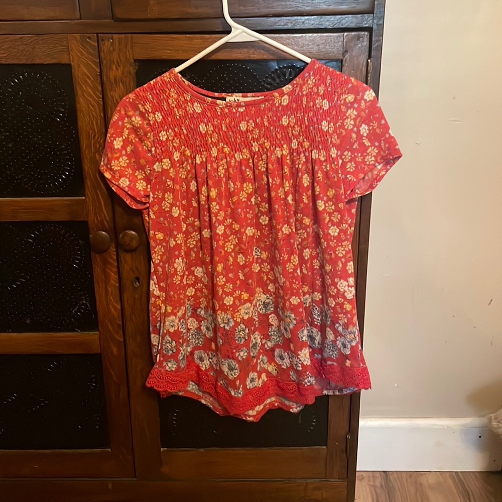 Jolt size small floral shirt
